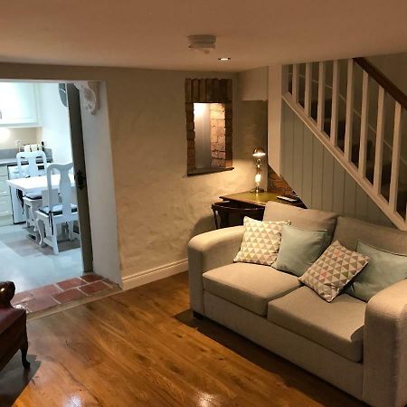 Arthur Street Guest Cottage No16 Hillsborough Eksteriør bilde